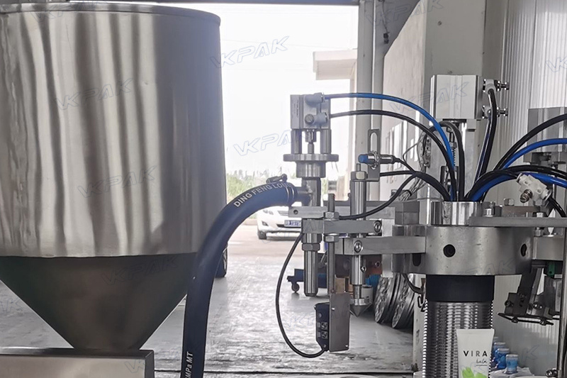 Sistema d'ompliment de tubs