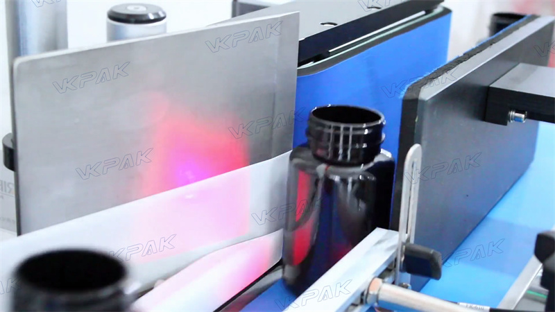 Ganivet pelador d'etiquetes VK-TL