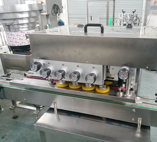 màquines de farciment de tapa (4).jpg