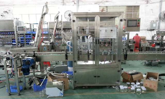 tapa automàtica al buit