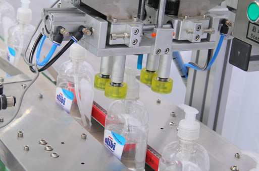 screw capping machine equip de tapat de rosca.jpg