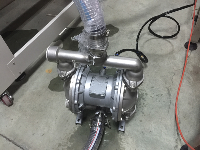 bomba de transferència per a materials d'ompliment (1).JPG