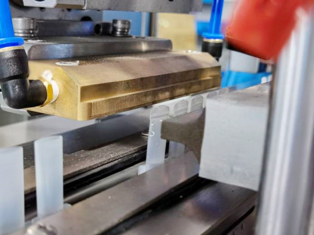 SEGELLAT DE TUBS tancar imatges.jpg