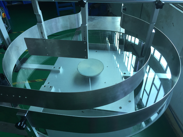 taules rodones per etiquetar biberons.jpg