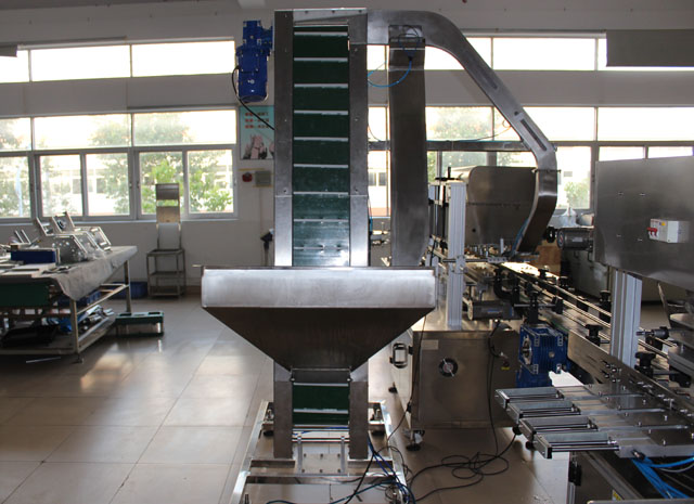 sistema d'aixecament de gorres (3).JPG