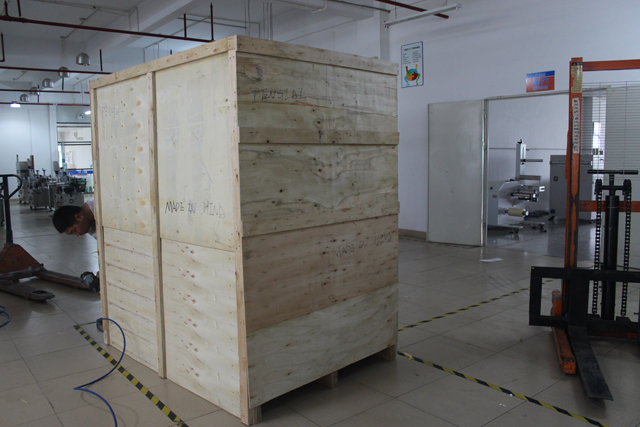 embalatge de caixa de fusta per a etiquetatge horitzontal (3).JPG