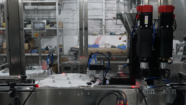 màquina de taponar.JPG