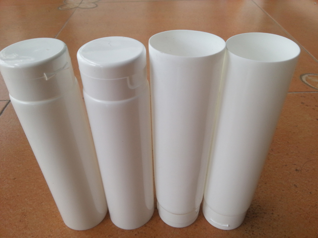 tubes samples sent from indian buyer tubs von puneet Garg.jpg