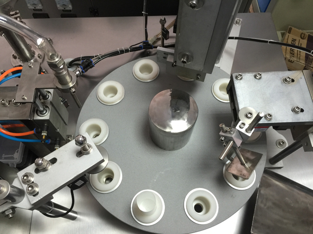 peça d'acer inoxidable per segellador de farciment ultrasònic.jpg