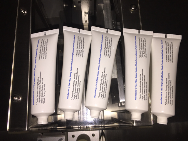 tubes samples filling sealing samples final products mostres de tubs de filler sealer.jpg