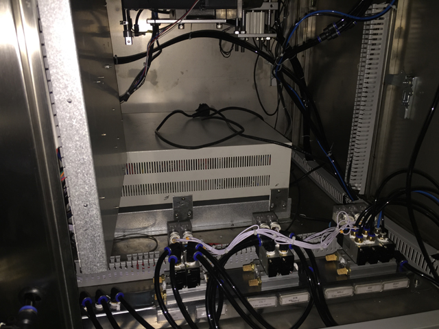 tubes filling sealing machine caixes elèctriques per omplir equips de segellat tubs.jpg