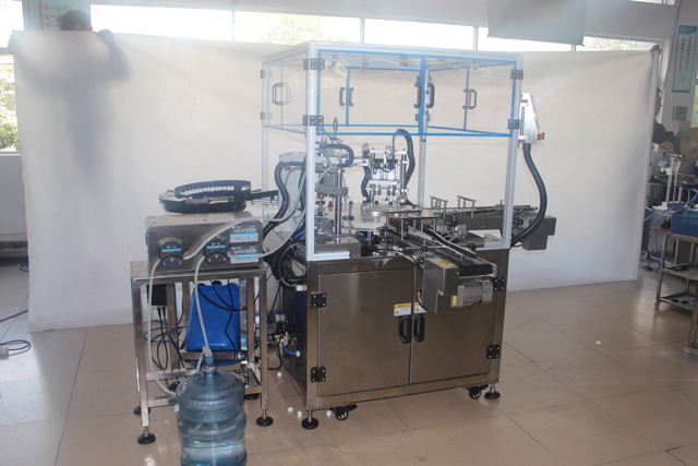 tapadora de farciment