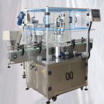 Equip rotatiu de tap d'ampolles de suc de plàstic amb alimentador d'elevador de tapa