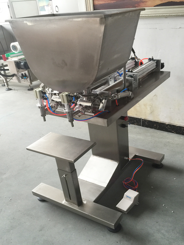 filling machinery maquinària.jpg