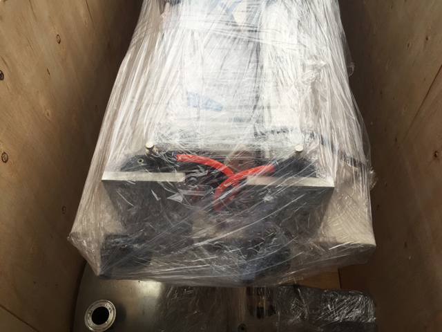 estoig de fusta per a l'enviament de la màquina d'ompliment via cost aeri (7).JP