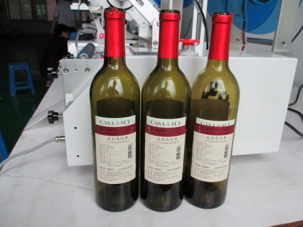 red wine bottles ampolles de vi negre.jpg