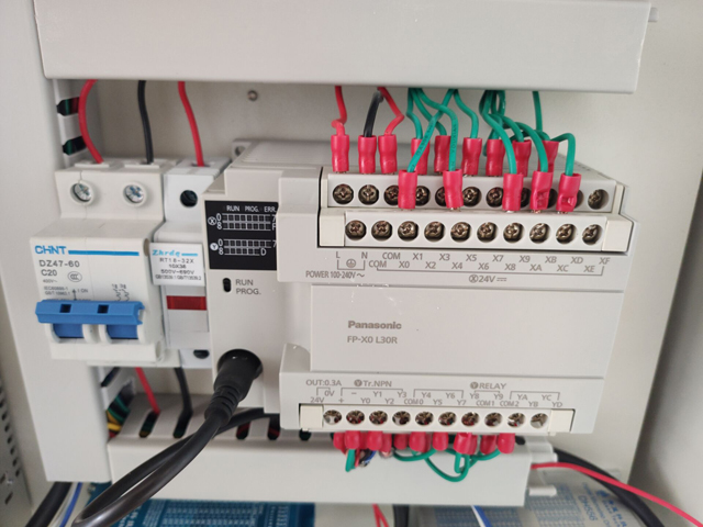 etiquetes cables d'impressió filferro detalls de la màquina (1).jpg