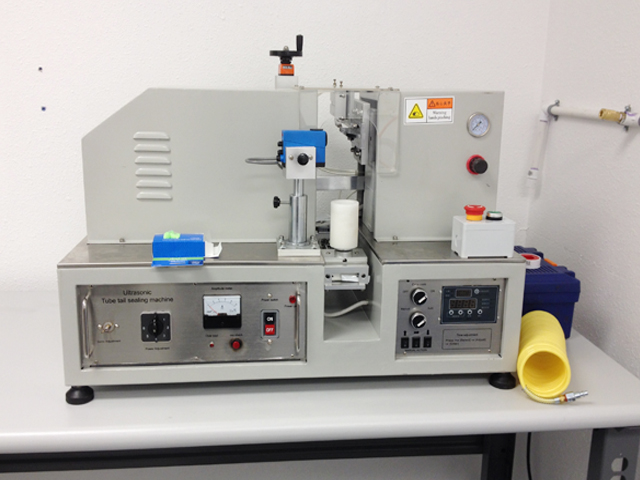 equip de segellador ultrasònic.jpg