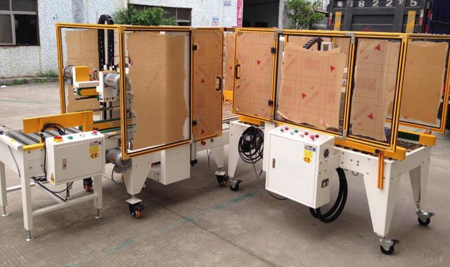 maquinària de segellat a la fàbrica.jpg