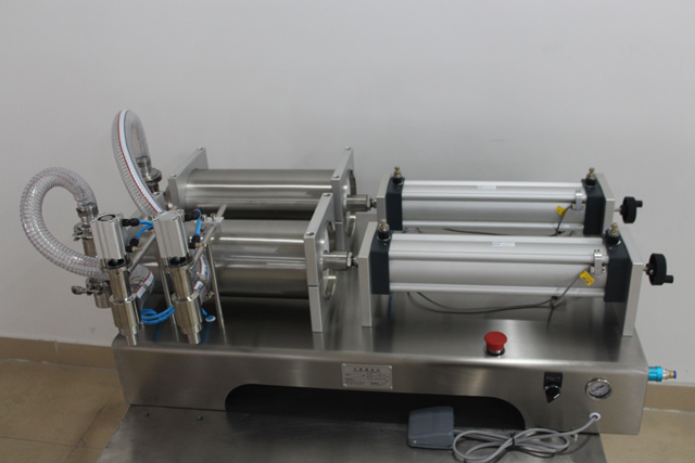 maquinària d'ompliment pneumàtica semiautomàtica.jpg