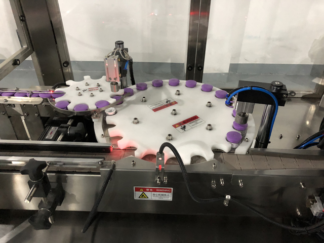 pantalla tàctil per a la màquina de taponar (1).JPG