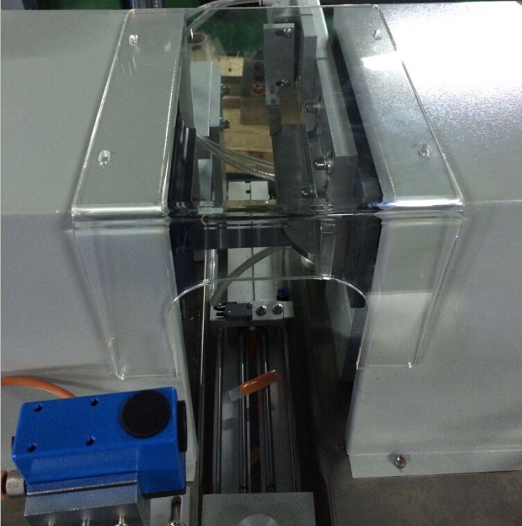 client de Nova Zelanda per al segellador de tubs ultrasònics (2).jpg